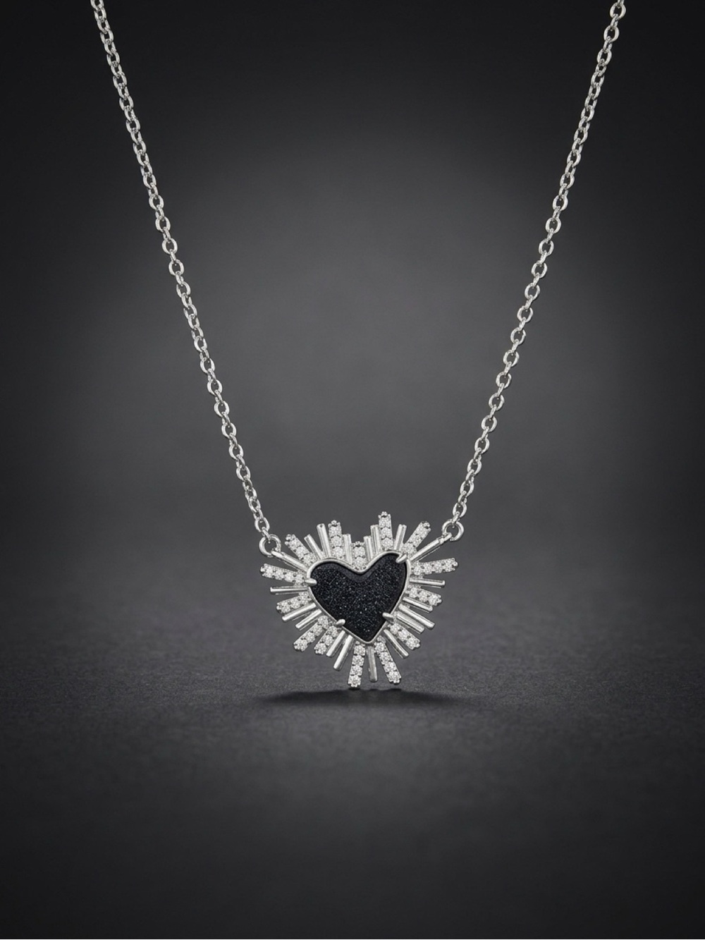 Kendra Scott x Dolly Parton Ari Heart Sunburst Silver & Black Necklace